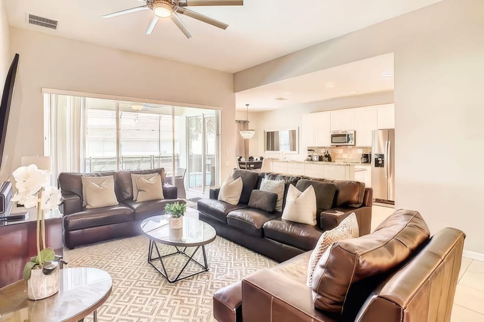 House | 4 bedrooms, high-speed internet