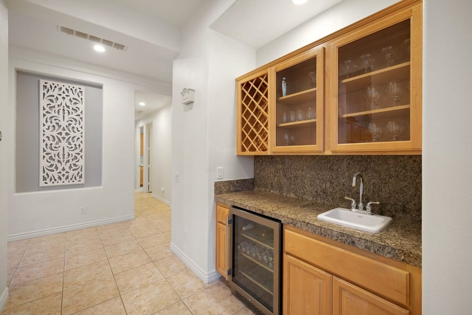 House | 3 bedrooms, high-speed internet