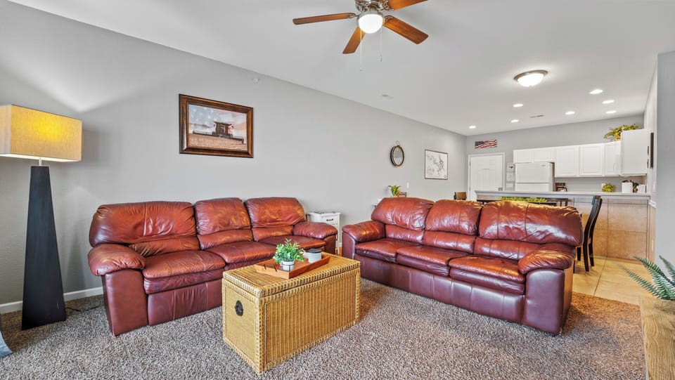 One of the couches pulls out into a Queen size sofa bed - Livingroom