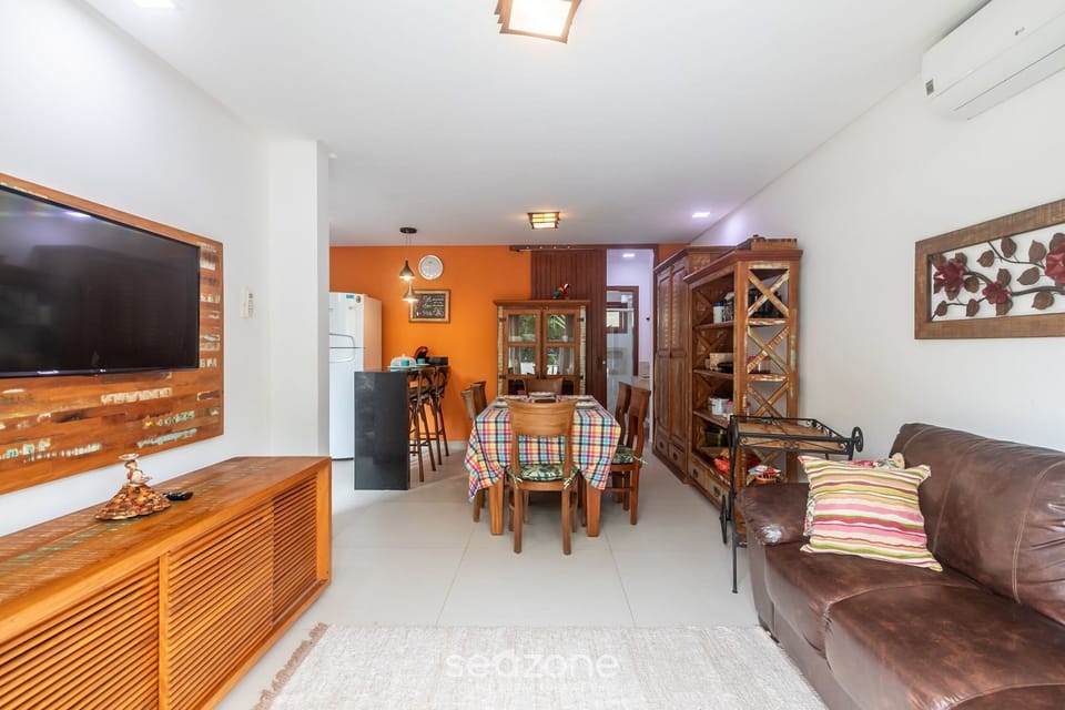 Villa | Living area | TV