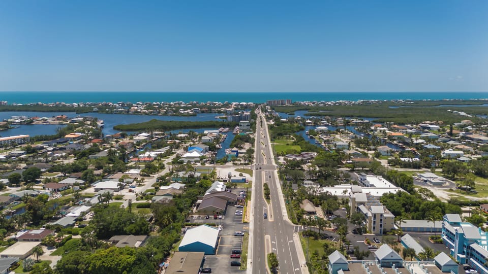 Straight shot to the Gulf - Bonita Beach just ahead (about 1.4 mi).
