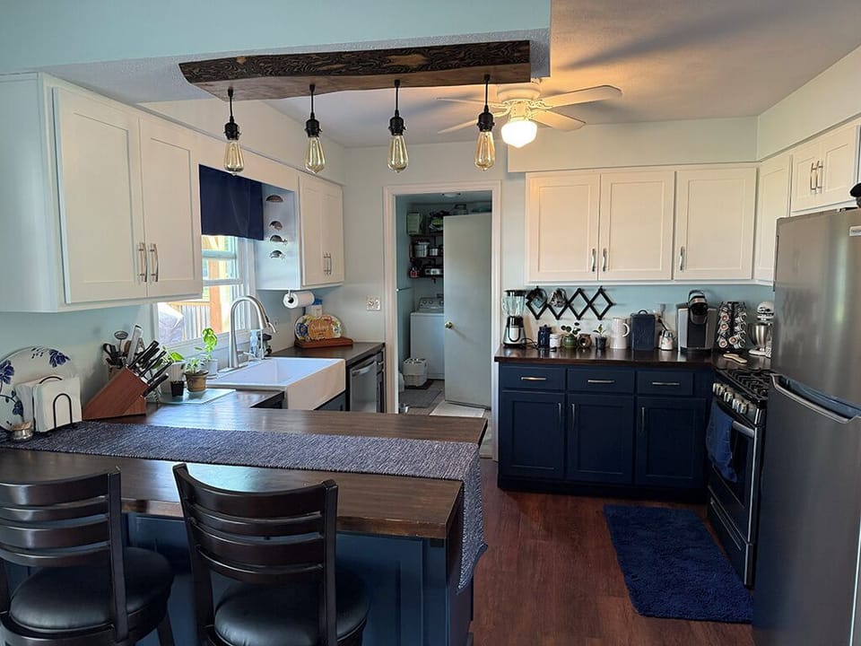 Newly remodeled kitchen.