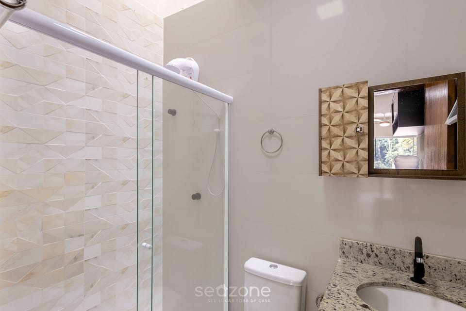 Basic Villa | Bathroom