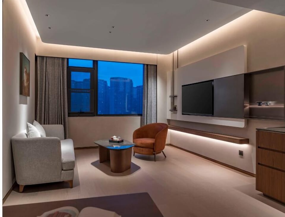 Blackout drapes, soundproofing, iron/ironing board, free WiFi