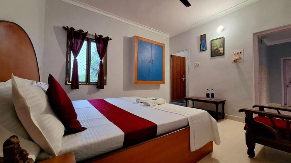 Standard Double Room | Individually decorated, individually furnished, free WiFi