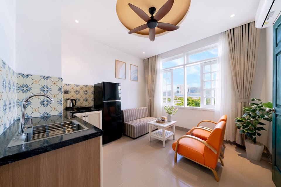 Deluxe Apartment, 1 Bedroom | Living area