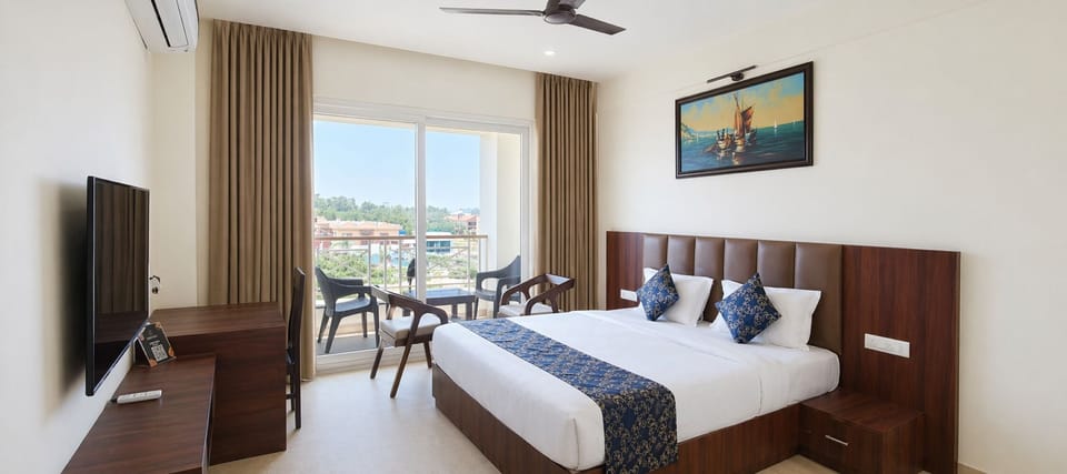 Premium Room, Balcony | Minibar, desk, laptop workspace, rollaway beds