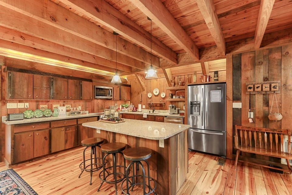 Spacious Kitchen