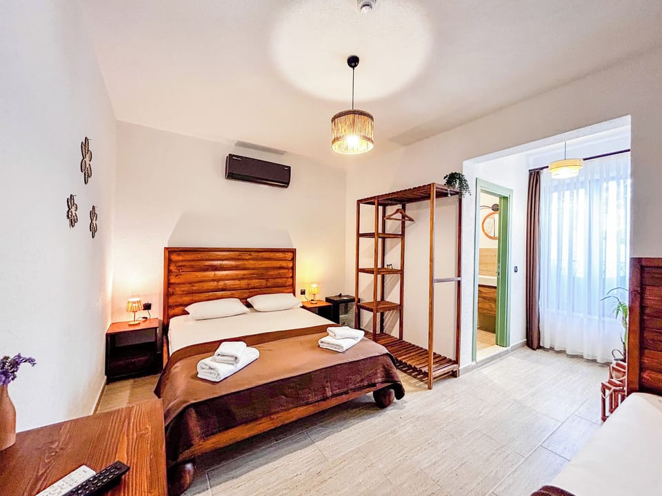 Standard Triple Room | Free WiFi