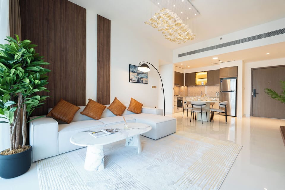 Deluxe Apartment, Balcony, Sea View | Living area | 125-cm flat-screen TV with digital channels, Netflix, streaming services