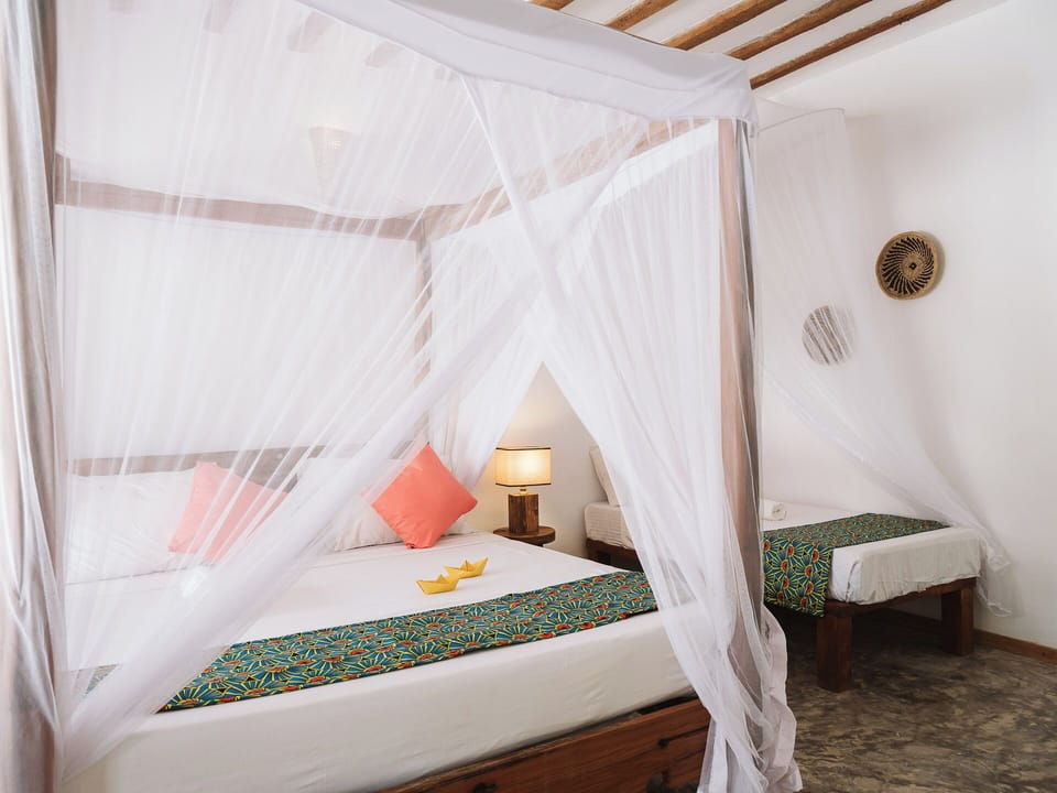 Classic Room, Partial Ocean View | In-room safe, free WiFi