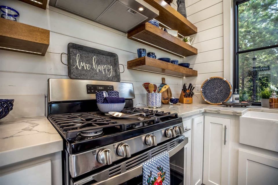 KITCHEN - is fully equipped with everything you need for preparing meals. With all the hustle and bustle of everyday life, it’s fun to stay in and cook with family and friends or a crockpot is available to throw in some goodies in the morning and have a meal ready when you get home from the lake in the afternoon.