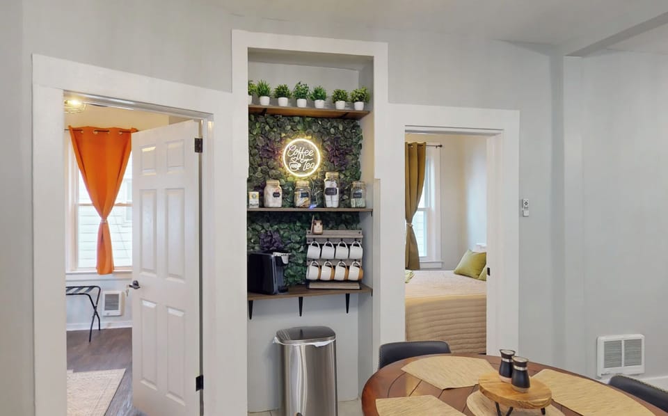 Coffee and Tea Bar