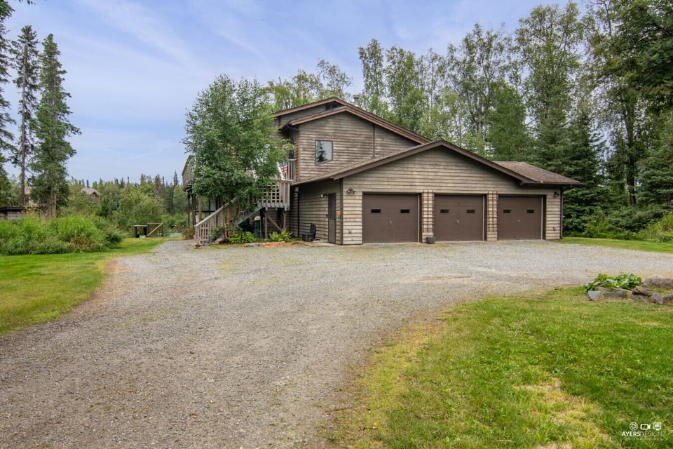 Exterior view of property and other units.