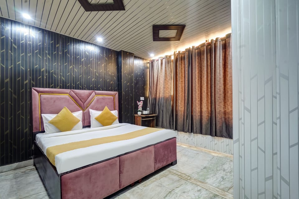 Double or Twin Room | Free WiFi