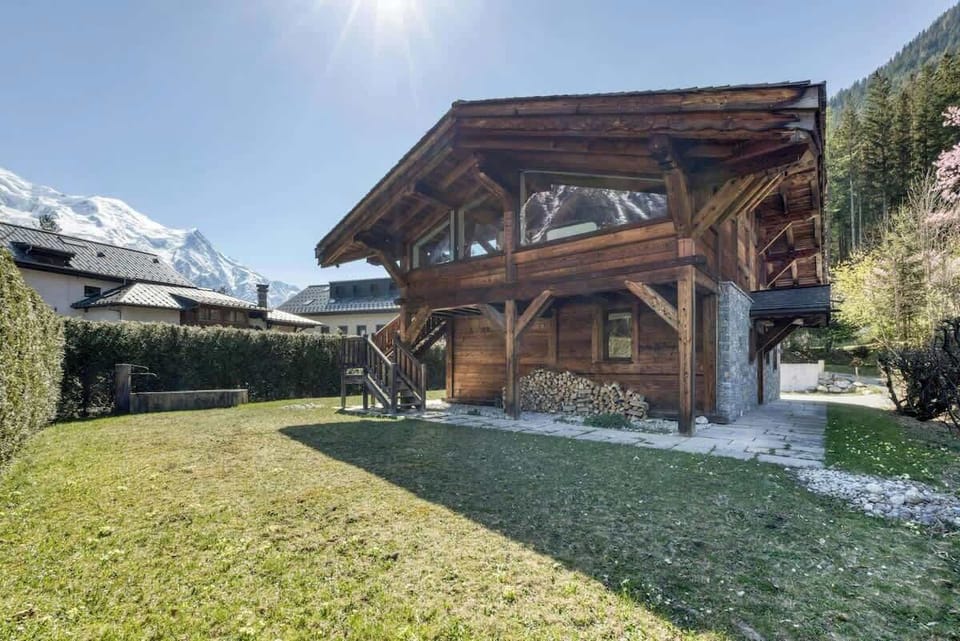 Chalet views from the side