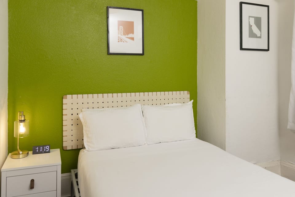 Room 19