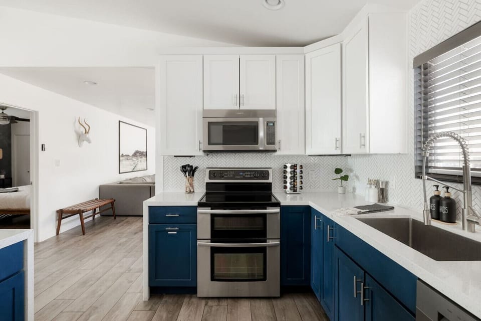 Fully equipped kitchen for easy meals