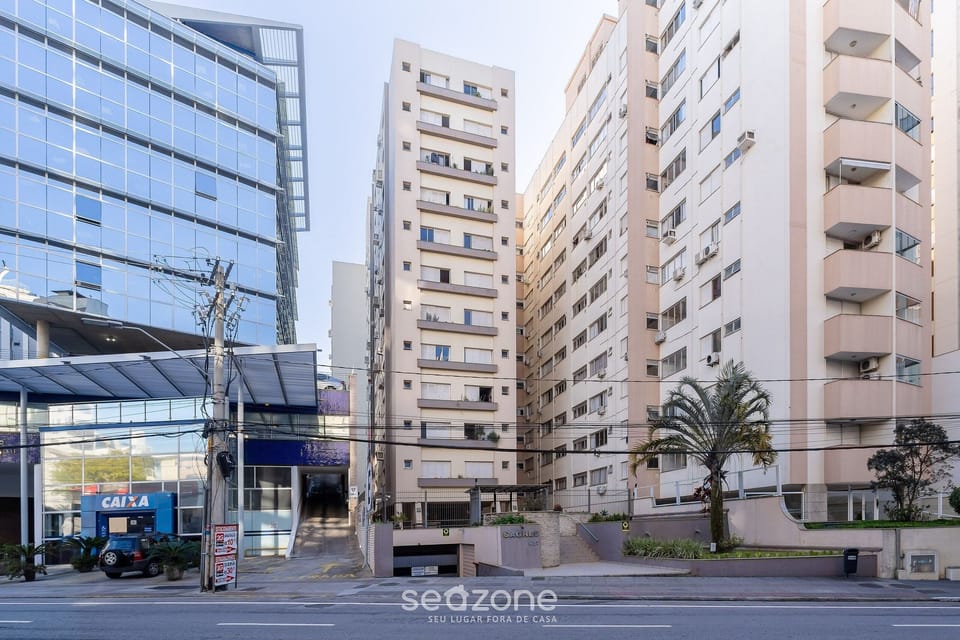 Basic Apartment | Exterior