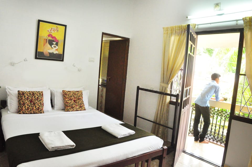 Comfort Double Room | 1 bedroom, premium bedding, in-room safe, desk