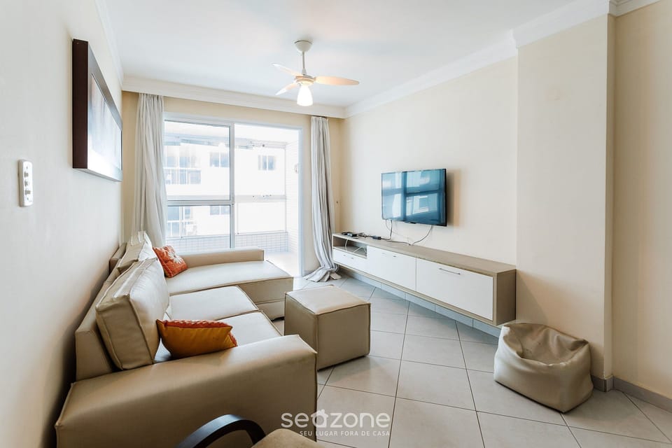 Basic Apartment | Living area | TV