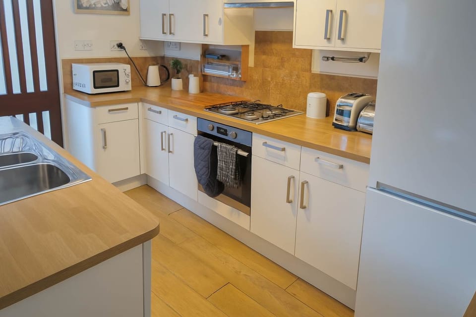 Fully equipped kitchen – perfect for longer stays”