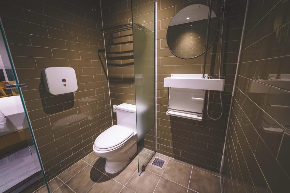 Double Room | Laptop workspace, free WiFi
