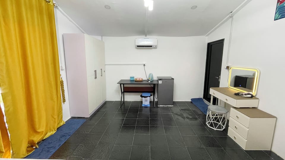 Family Quadruple Room | Desk, free WiFi