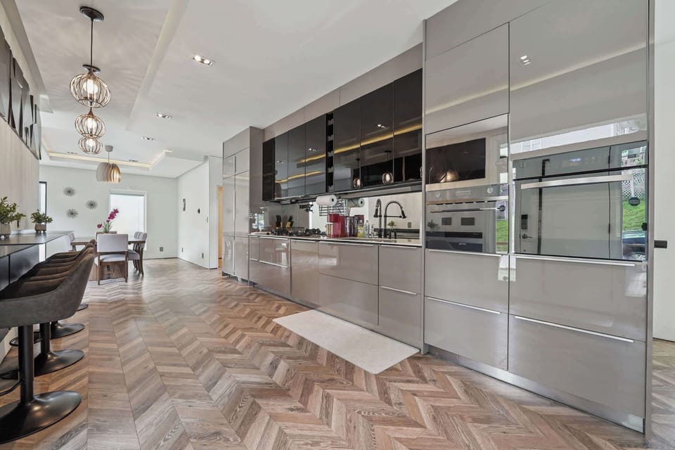 Modern Kitchen with Gas Stove