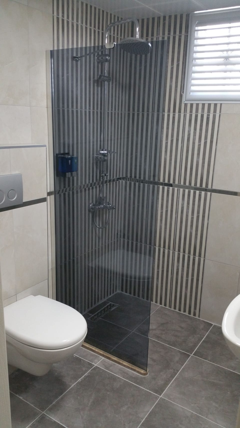 Standard Double or Twin Room | Bathroom amenities | Shower, rainfall showerhead, eco-friendly toiletries, hair dryer