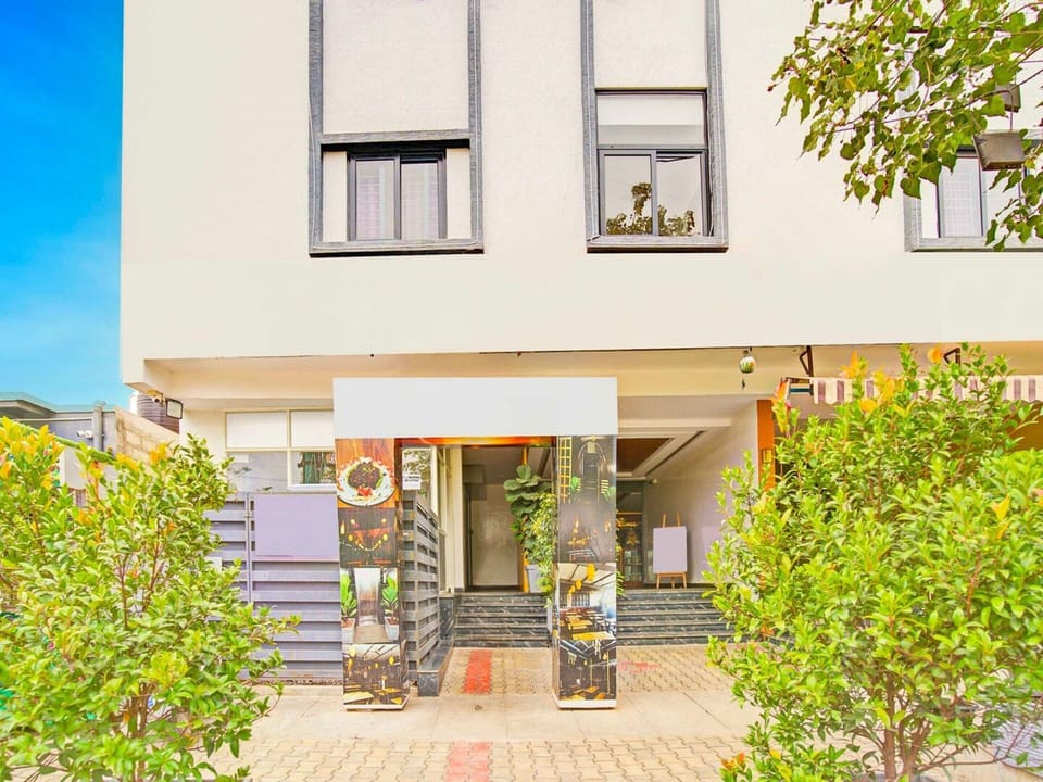 House | Reception