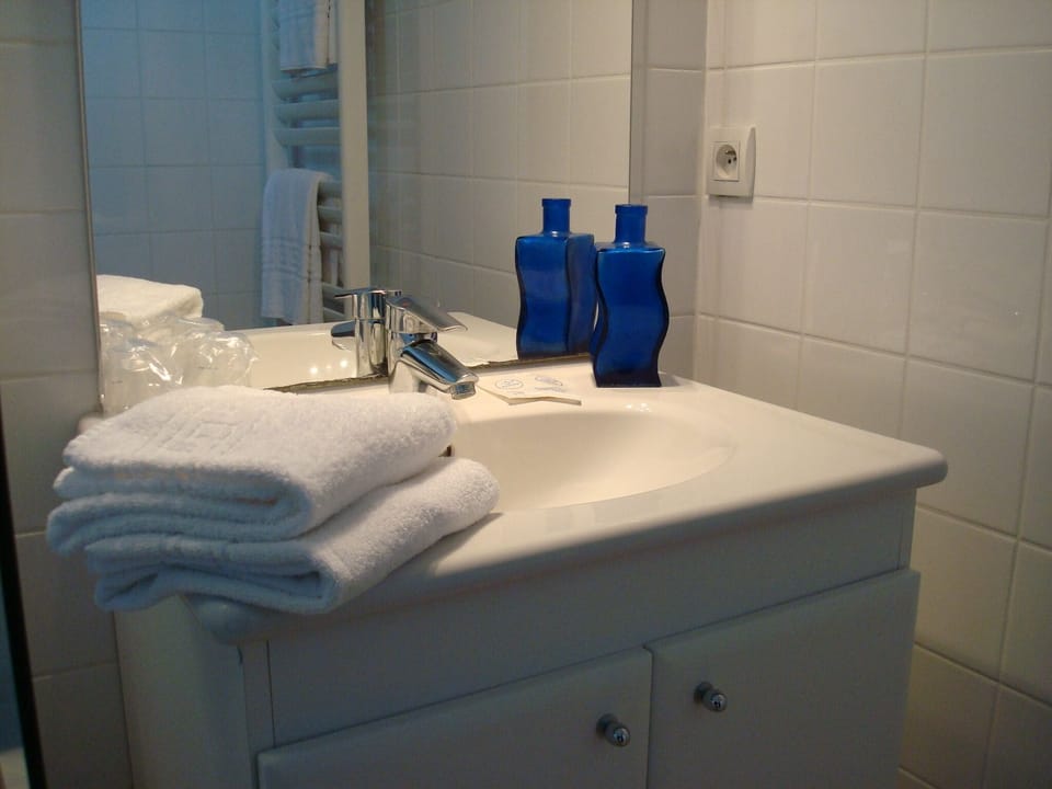 Comfort Double Room | Bathroom