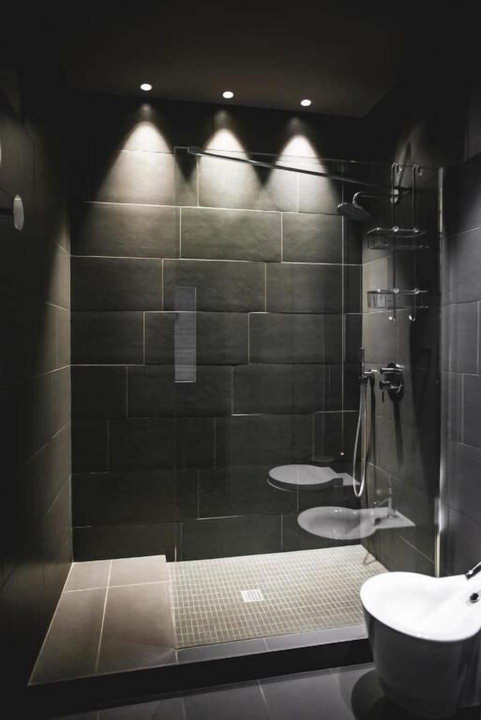 Standard Double Room, City View | Bathroom | Hair dryer, slippers, towels, soap
