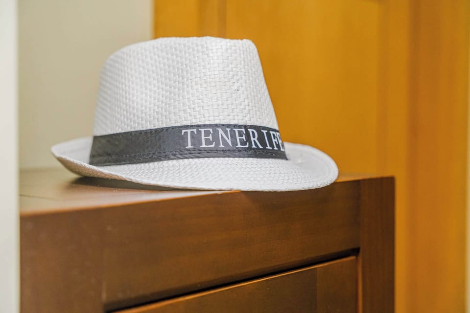 Tenerife Details That Inspire – Local-Style Hat as a Whimsical Decor Accent