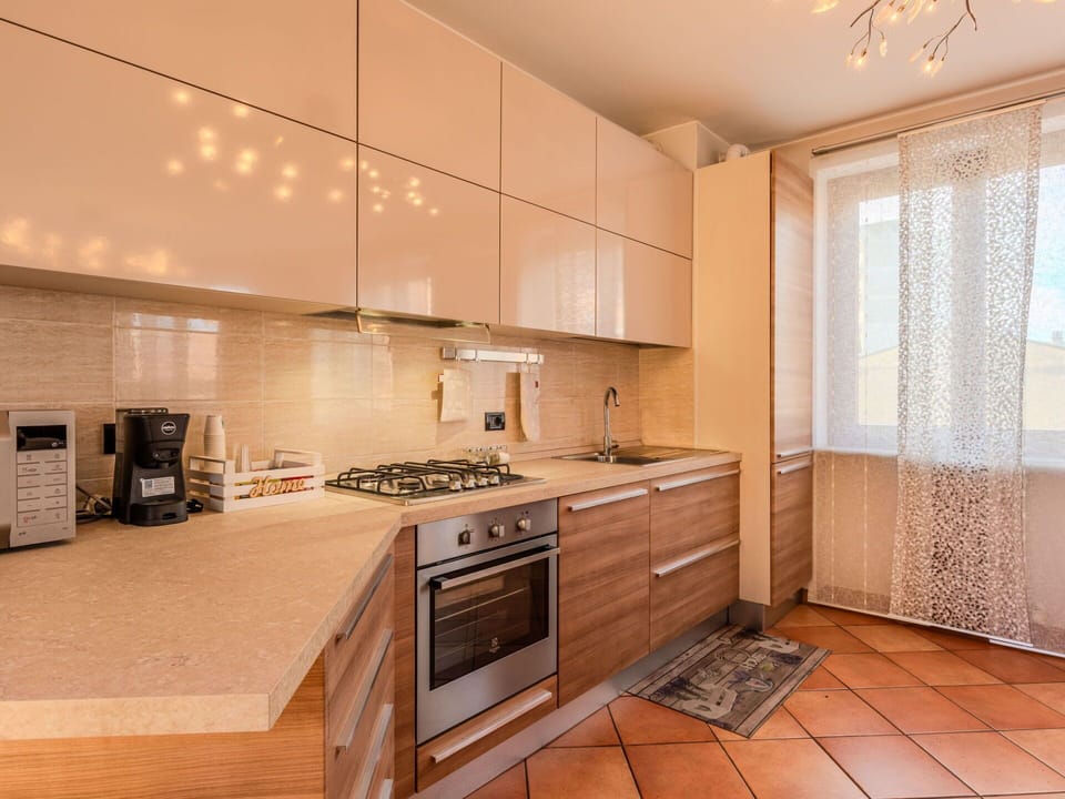 Kitchen, Countertop, Kitchen Appliance, Interior Design, Major Appliance, Flooring, Wood, Cabinetry, Furniture, Floor