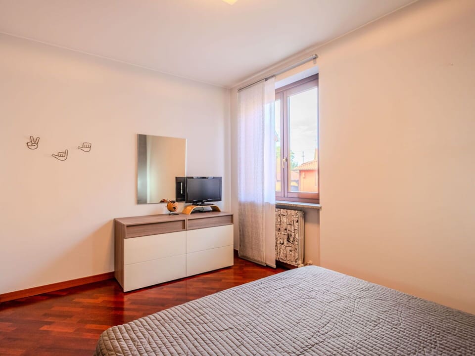 Furniture, Interior Design, Flooring, Wall, Floor, Wood, Room, Bed, Bedroom, Ceiling