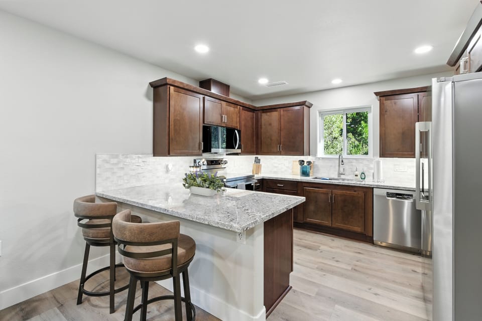 Fully equipped kitchen to cook all your favorite meals.