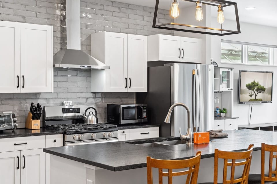 Fully equipped and ready for your next feast—just bring the ingredients!