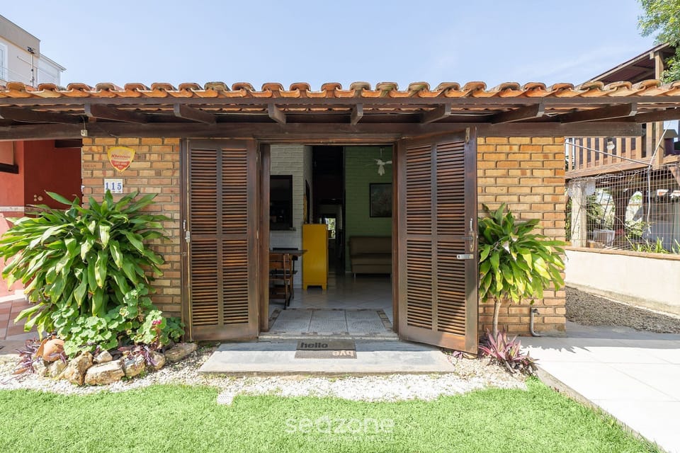 Basic Villa | Exterior detail