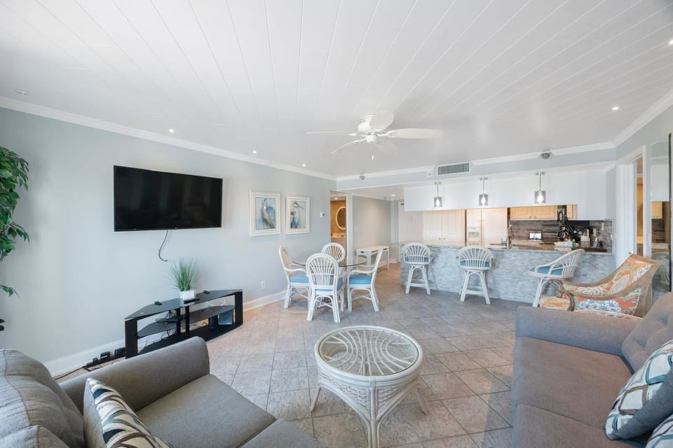 Living Room 1-4