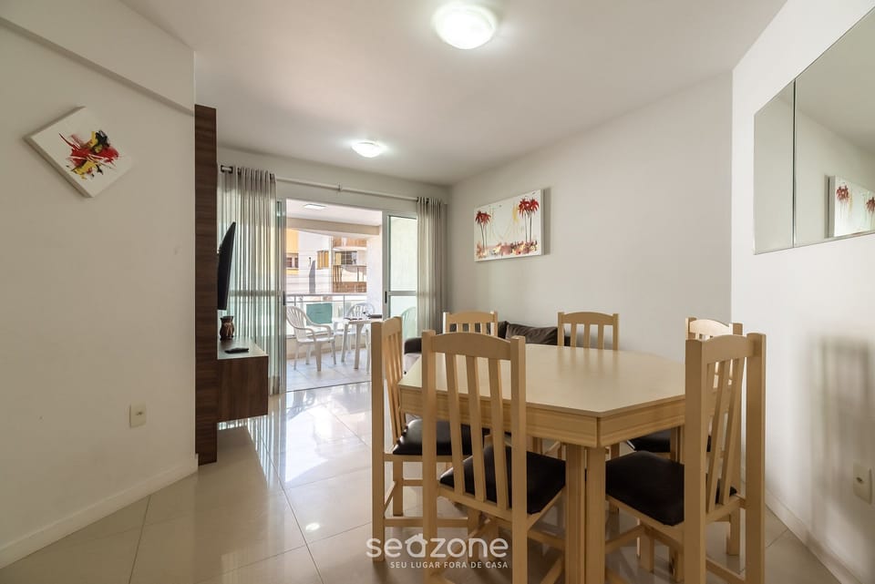 Basic Apartment | Living area | TV