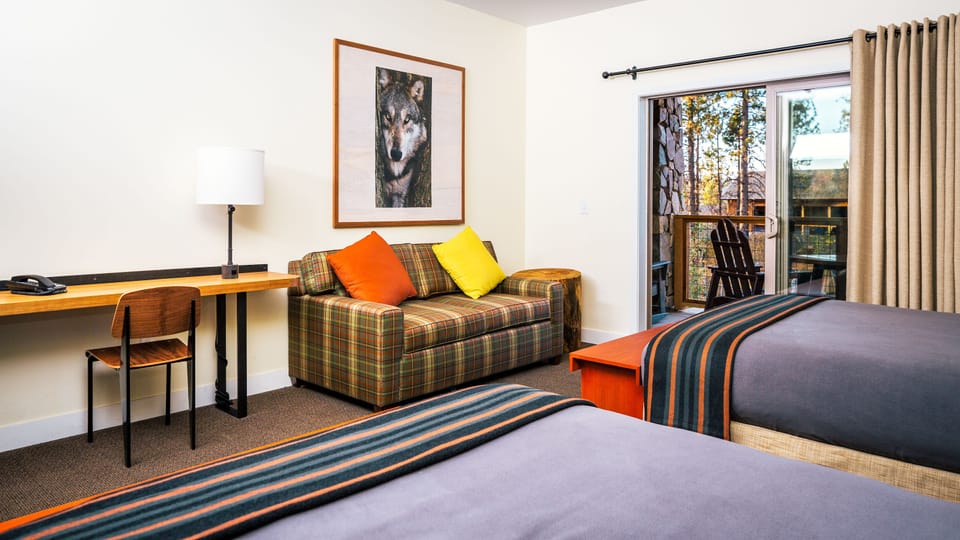 Hypo-allergenic bedding, pillowtop beds, in-room safe, desk