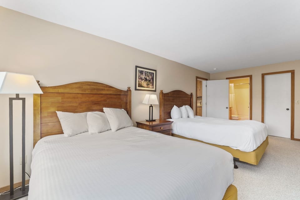 Condo, 2 Bedrooms | 2 bedrooms, iron/ironing board, free WiFi