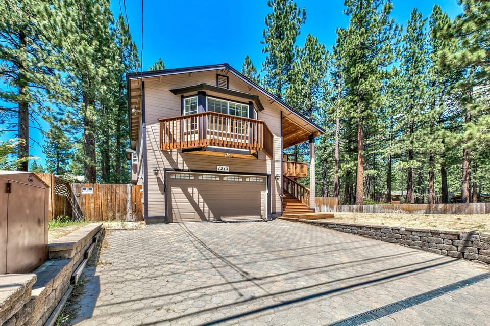 House, 4 Bedrooms | Exterior