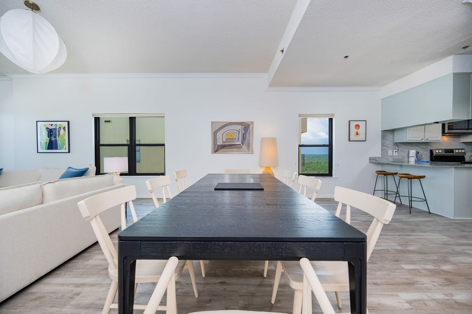 Condo, 3 Bedrooms | Dining
