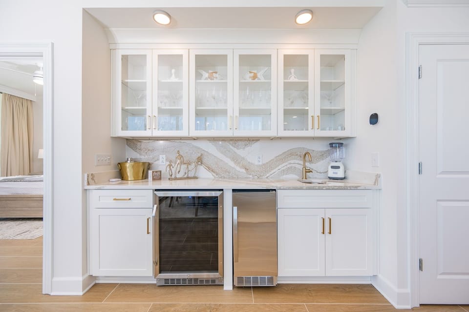 Condo, 4 Bedrooms | Interior