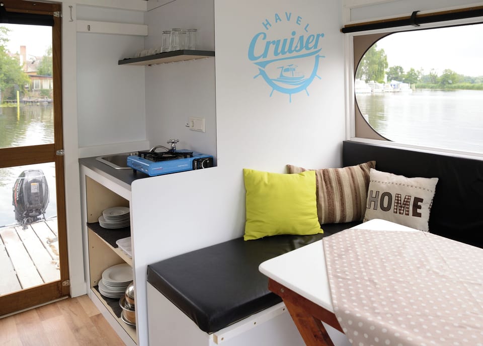Family Cabin, 1 Bedroom, Non Smoking, Lake View | Private kitchen | Stovetop, electric kettle, cookware/dishes/utensils, dining tables