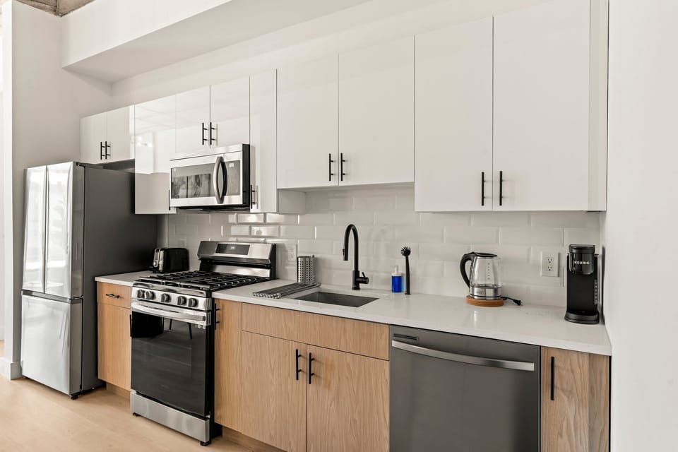 Full Kitchen