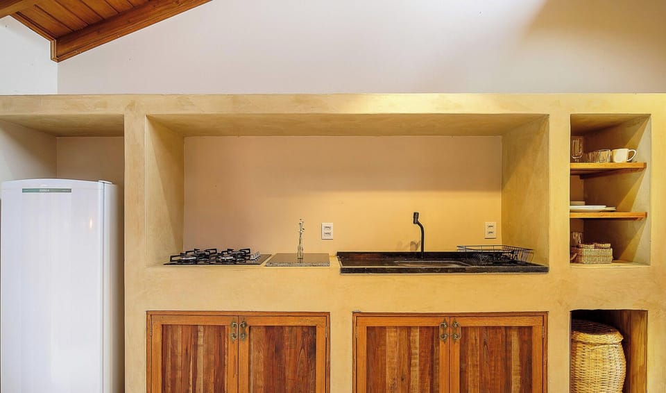 Villa | Private kitchen | Cookware/dishes/utensils
