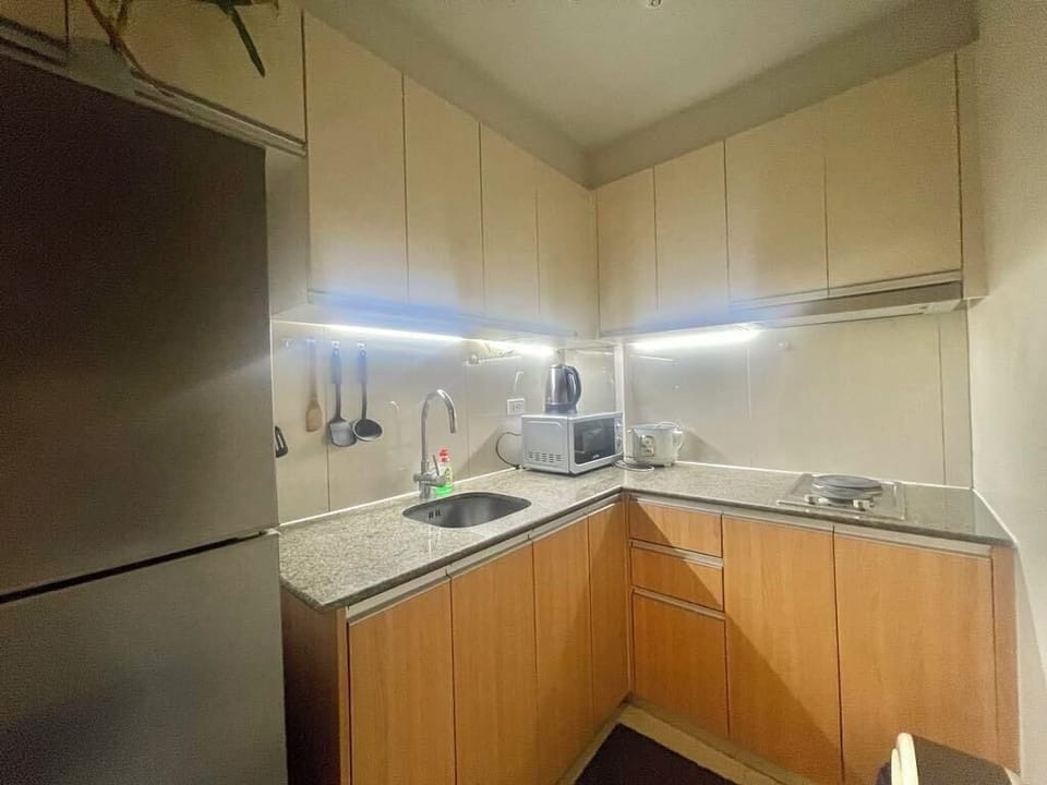 Shared fridge, microwave
